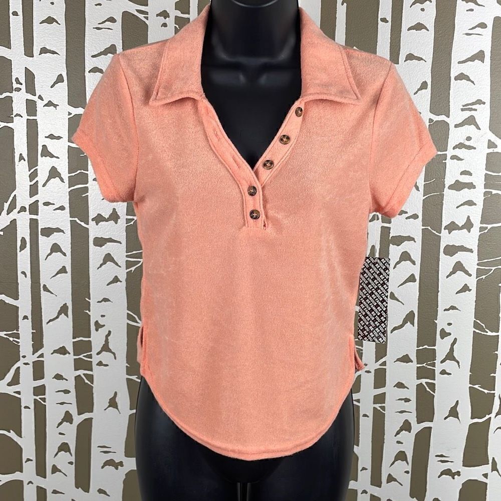 Almost Famous Peach Terrycloth Cropped Collared Shirt M NEW